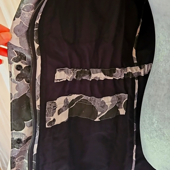 EUC - Columbia Lightweight Anorak Utility Jacket w/ Removable hood - Sz L - Picture 8 of 13